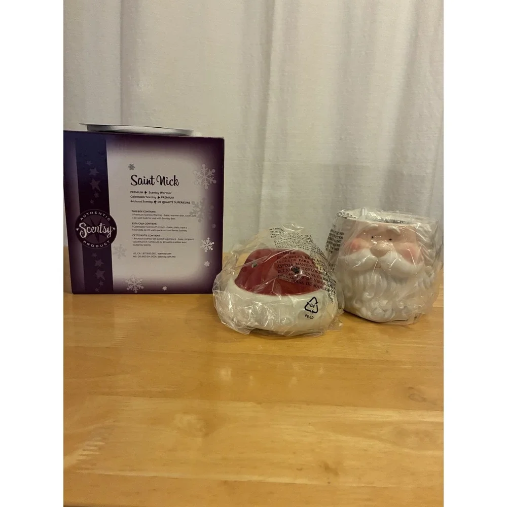 Saint Nick 2013 Holiday Scentsy Wax Warmer NIB Retired